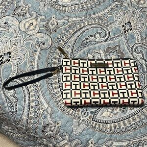 Tommy Hilfiger wristlet